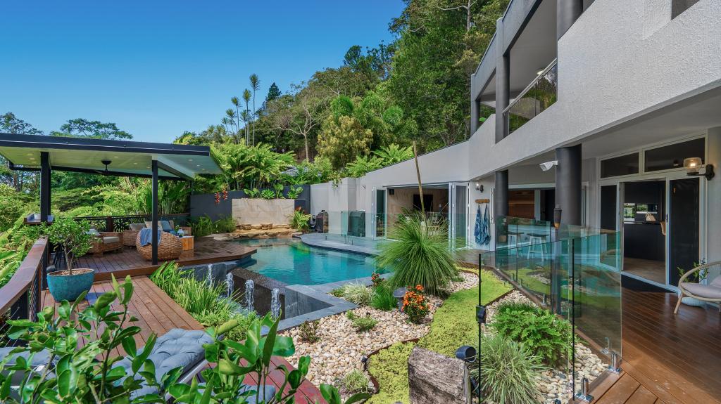 114a Hillview Cres, Whitfield, QLD 4870