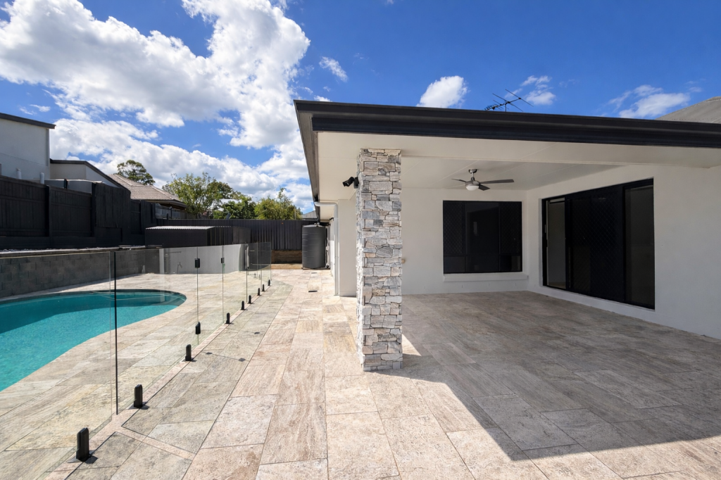 9 Dilges Ct, Hillcrest, QLD 4118