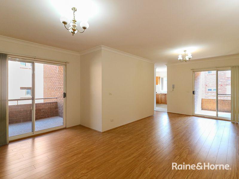 2/4-6 Thomas St, Parramatta, NSW 2150