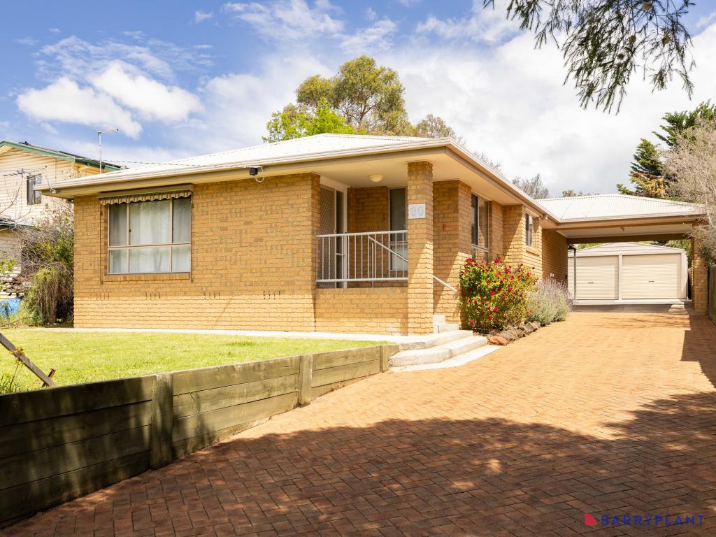 30 Birdwood Ave, Cowes, VIC 3922