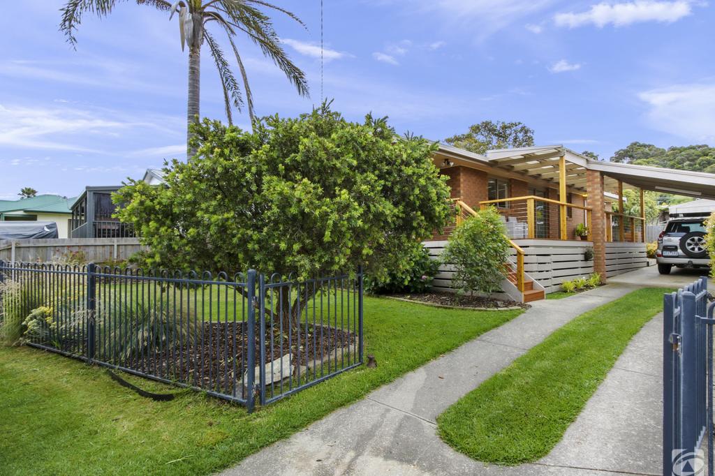 163 Golf Links Rd, Lakes Entrance, VIC 3909