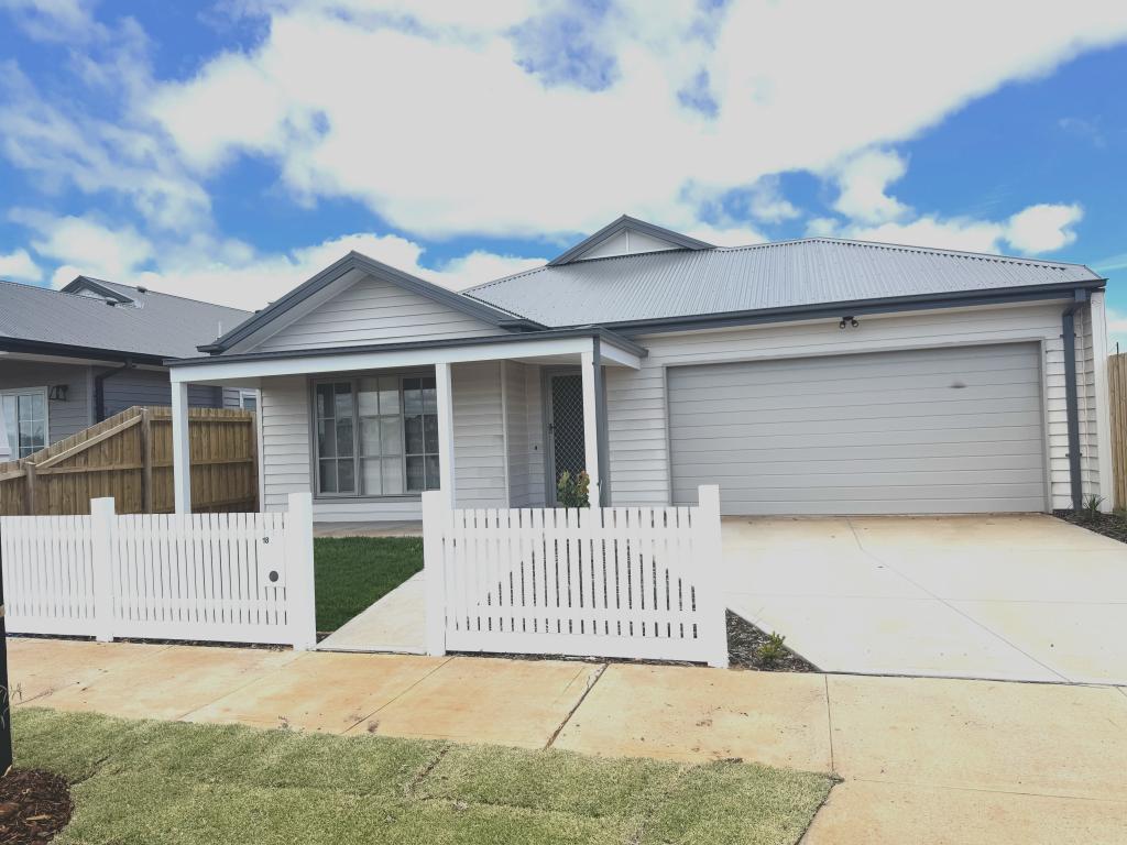 18 RALUANA RD, EYNESBURY, VIC 3338