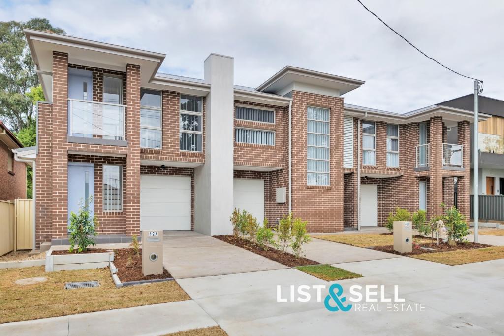 42a, B & C Brenda St, Ingleburn, NSW 2565