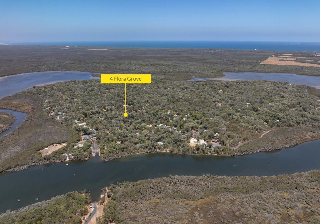 4 FLORA GR, MOLLOY ISLAND, WA 6290