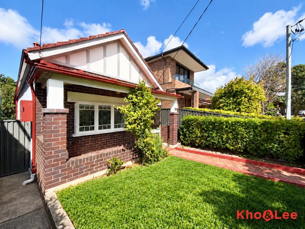 13 Rickard St, Rodd Point, NSW 2046