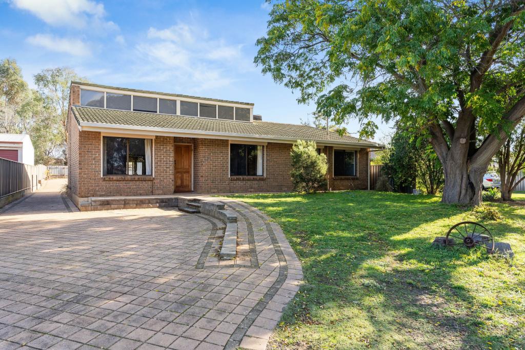 19 FAIRFIELD DR, STRATHALBYN, SA 5255