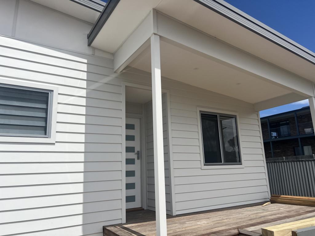 1 Jocelyn St, Dalmeny, NSW 2546