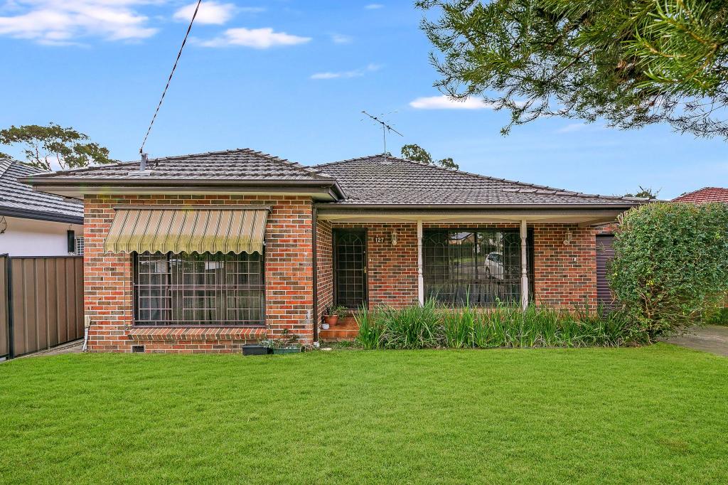 127 GRIFFITHS AVE, BANKSTOWN, NSW 2200