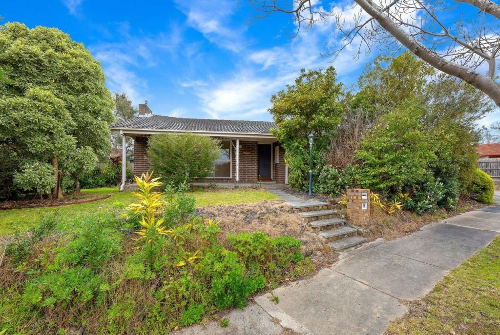 17 Blaxland Ave, Frankston South, VIC 3199