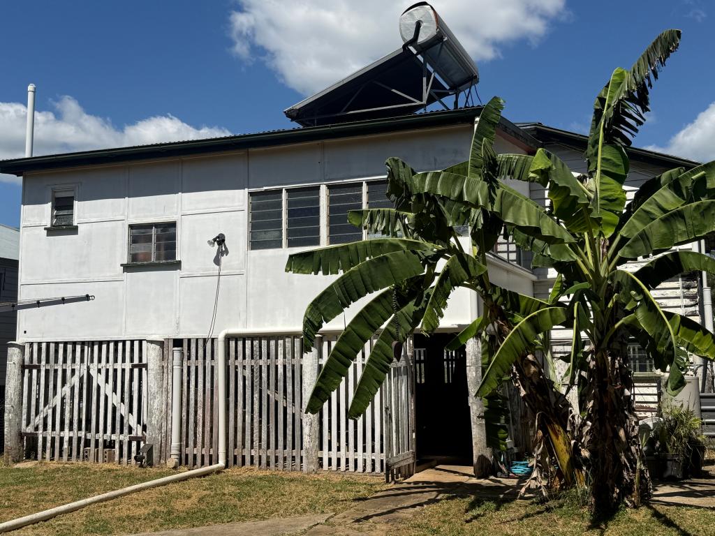 54 James St, Mount Morgan, QLD 4714