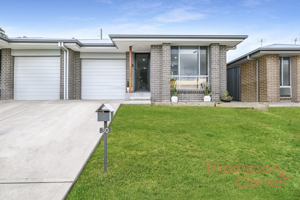 30 Morecambe Cct, Thornton, NSW 2322