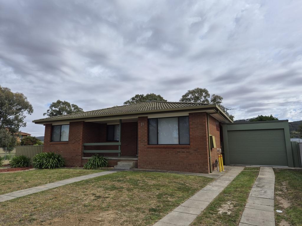 21 Mcmaster Ave, Lavington, NSW 2641
