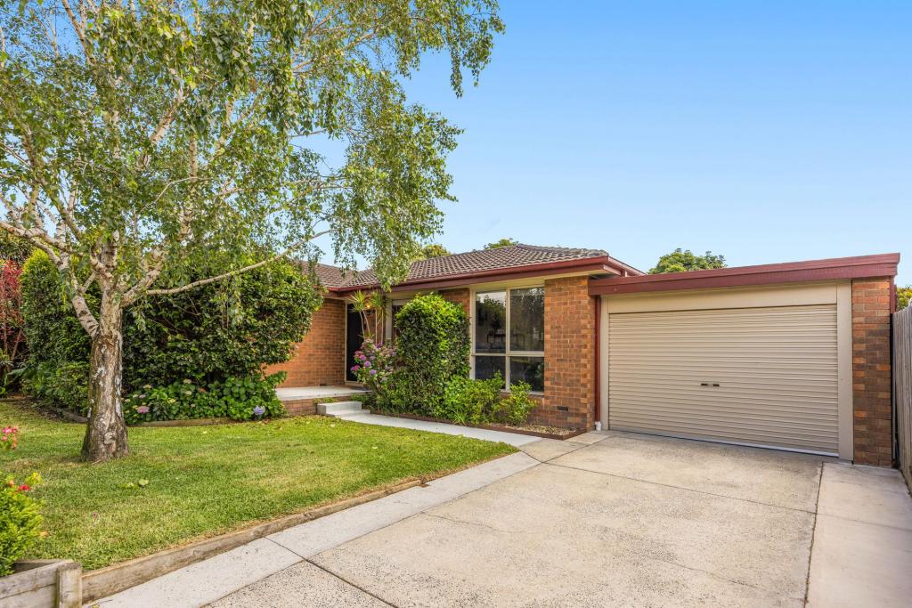 12 Warrock Ct, Berwick, VIC 3806