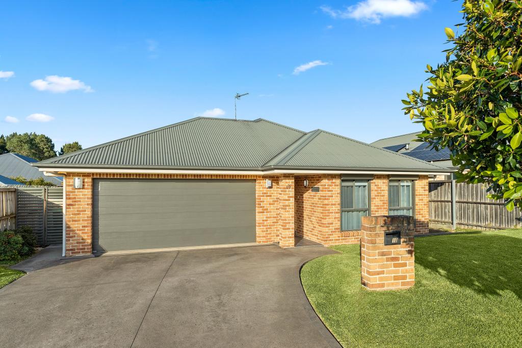 10 Wingello Cres, Tullimbar, NSW 2527