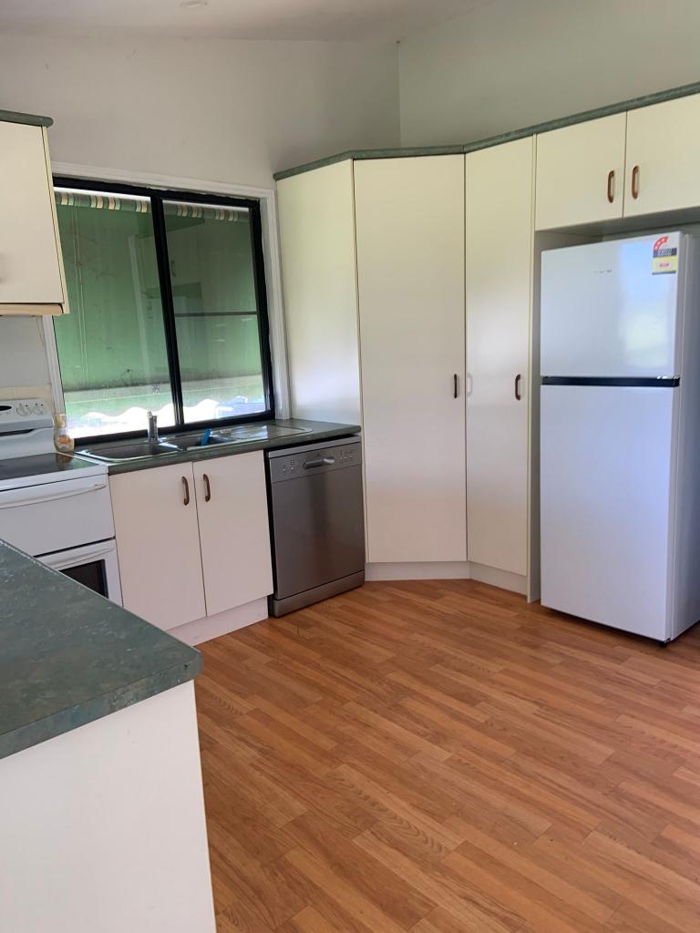 11 Walker Rd, Gleneagle, QLD 4285