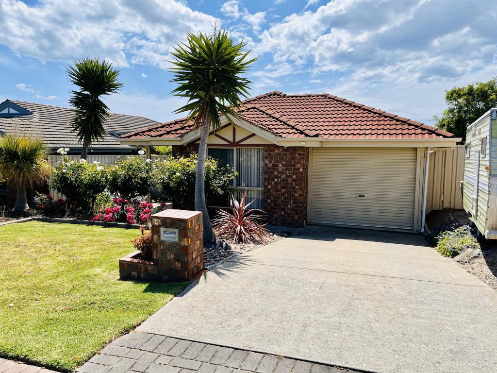 31 BROOKLAND VALLEY DR, WOODCROFT, SA 5162