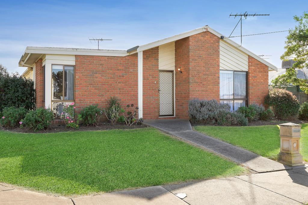 33 Burleigh Dr, Grovedale, VIC 3216