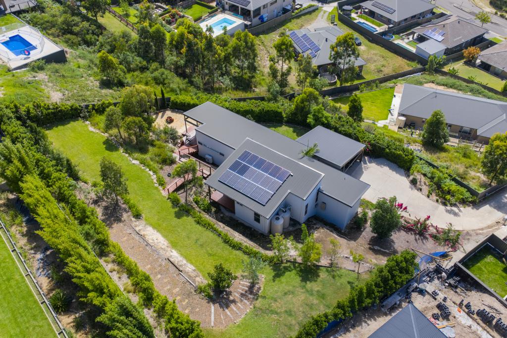 5 Pegasus Rd, Cameron Park, NSW 2285