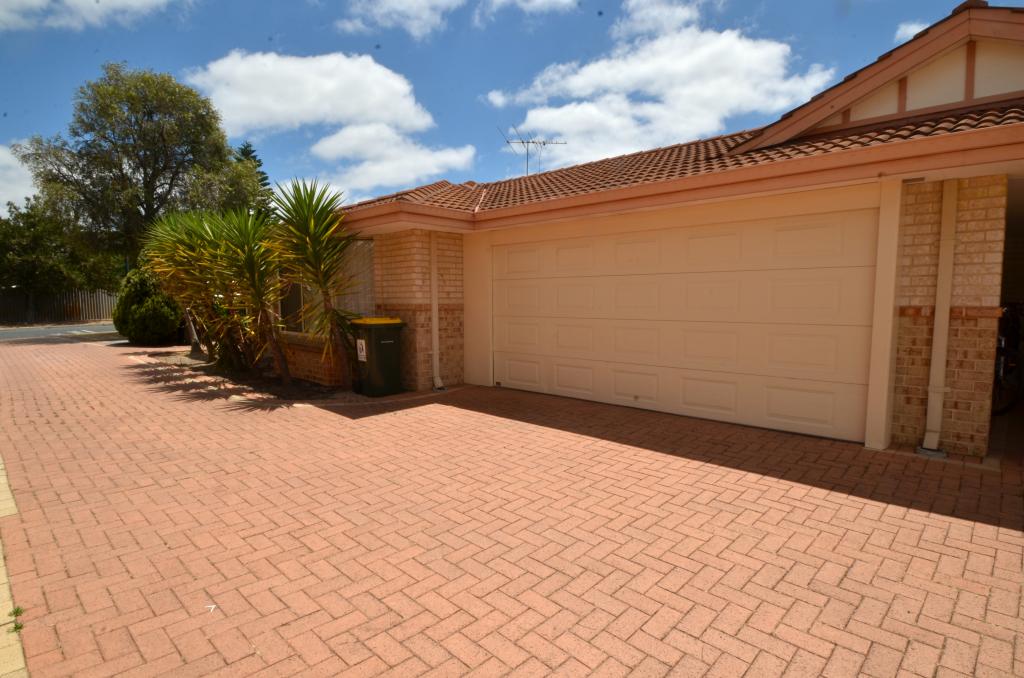 1/4 Blair Athol St, East Victoria Park, WA 6101