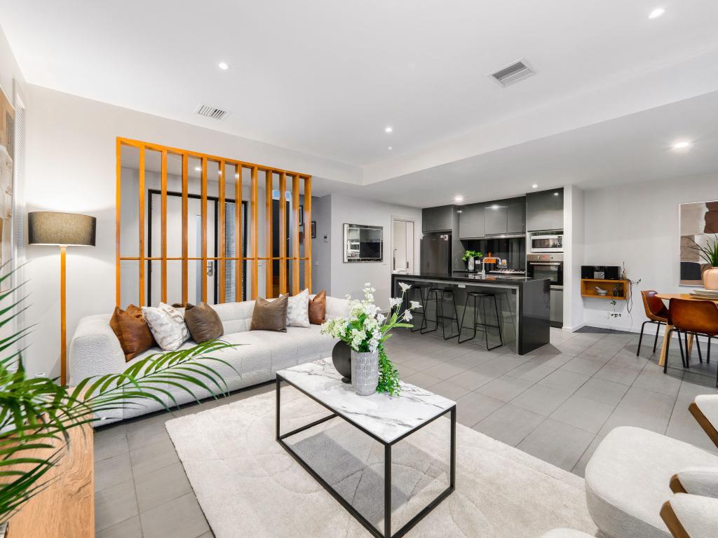 12 Alarah Bvd, Cranbourne West, VIC 3977