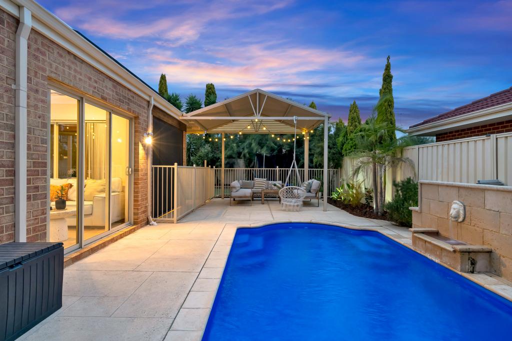 17 Edgeworth Cct, Tapping, WA 6065