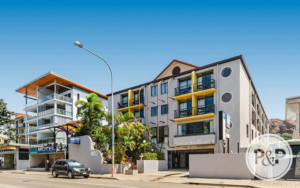 17/63-64 The Stra, North Ward, QLD 4810