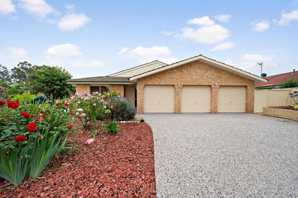 29 Macedon Cres, Palmerston, ACT 2913