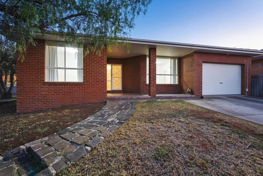 17 Madden Dr, Bacchus Marsh, VIC 3340