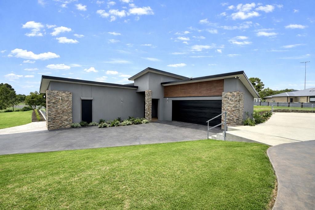 4 Beavis Ct, Churchill, VIC 3842