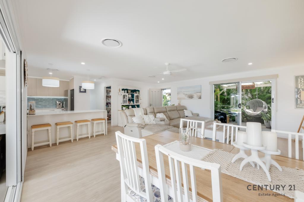 4 Bream St, Woodgate, QLD 4660