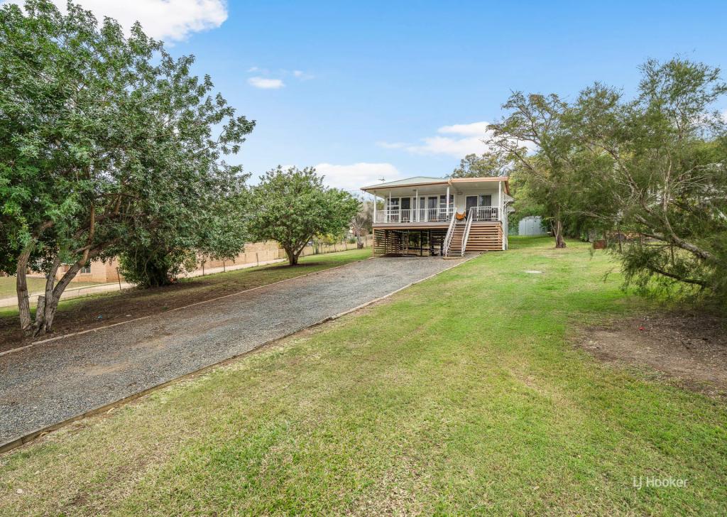42 Barbour St, Esk, QLD 4312