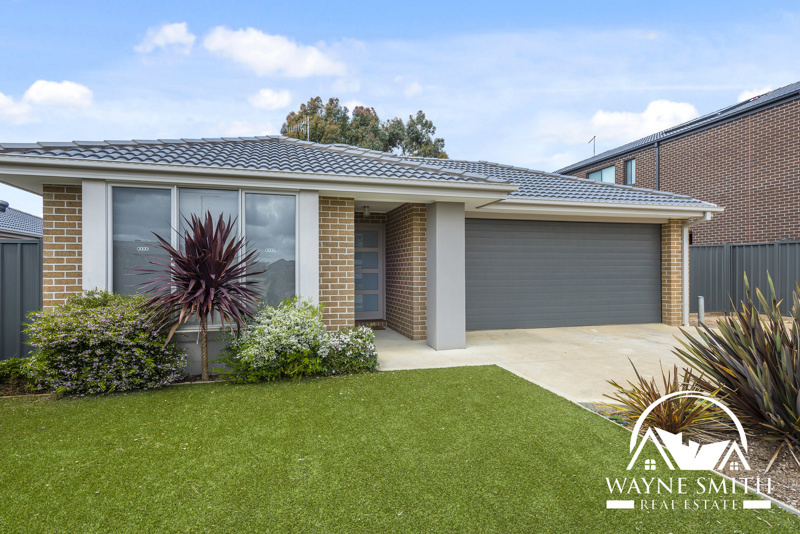 12 Hanlon St, Kilmore, VIC 3764