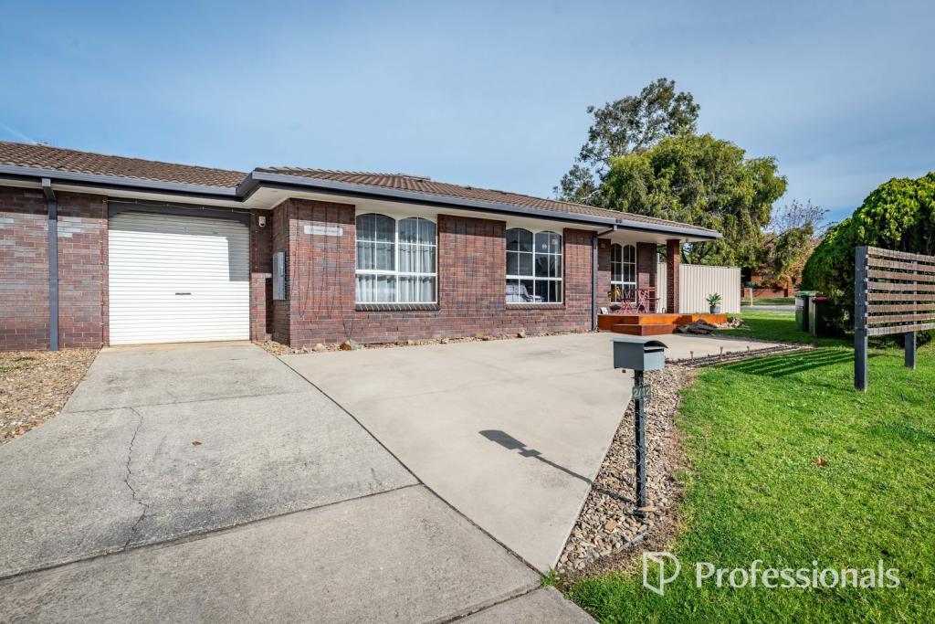 2/12 Chifley St, West Wodonga, VIC 3690