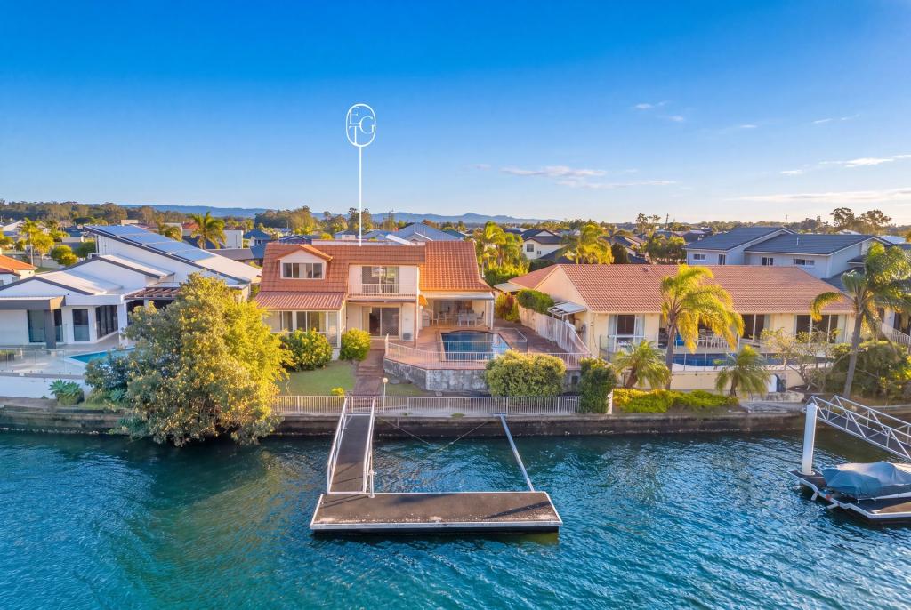 141 Pebble Beach Dr, Runaway Bay, QLD 4216