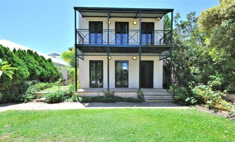 32 Beach St, Cottesloe, WA 6011