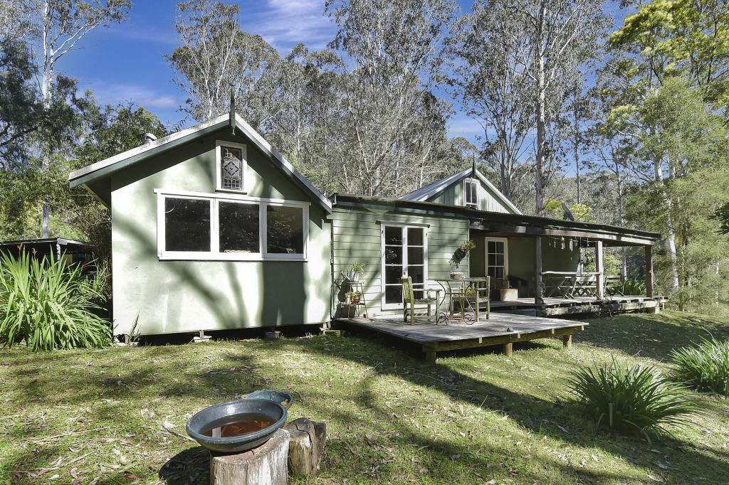 677 BLAXLANDS ARM RD, LAGUNA, NSW 2325