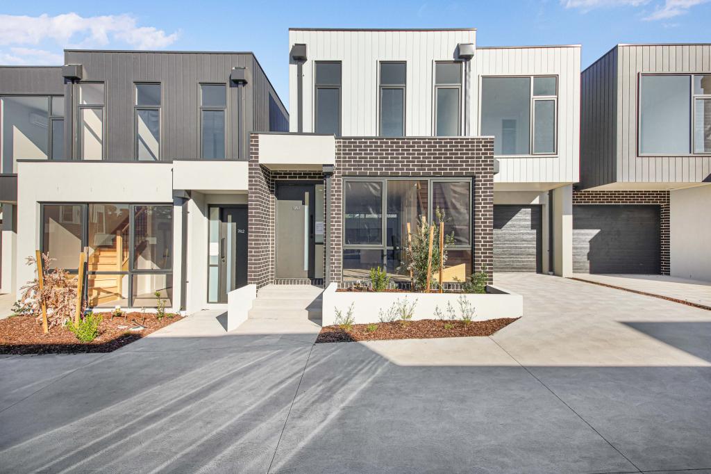 8/62 Station Lake Rd, Lara, VIC 3212