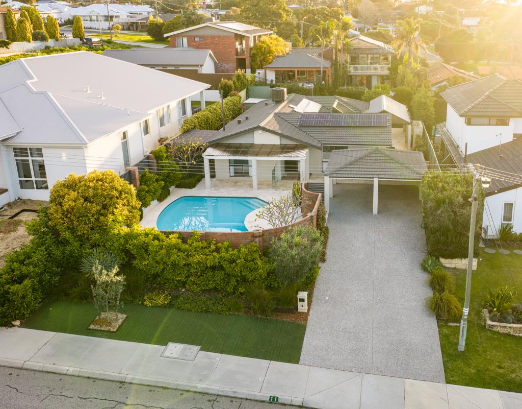 11 Flandrin St, Carine, WA 6020