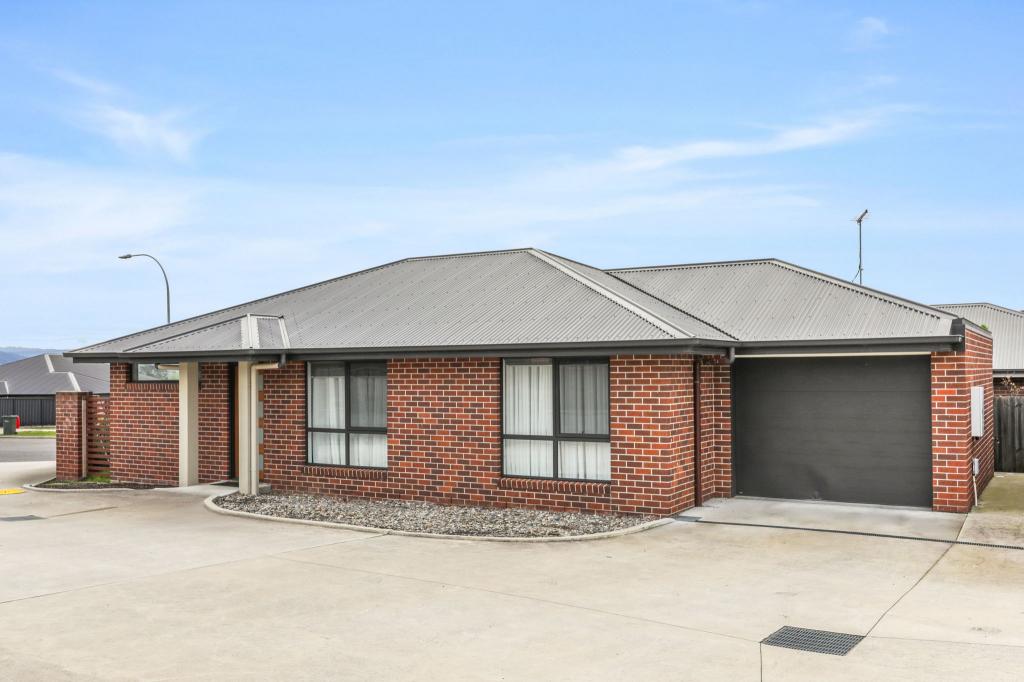 1/8 Penicola Pl, Newnham, TAS 7248