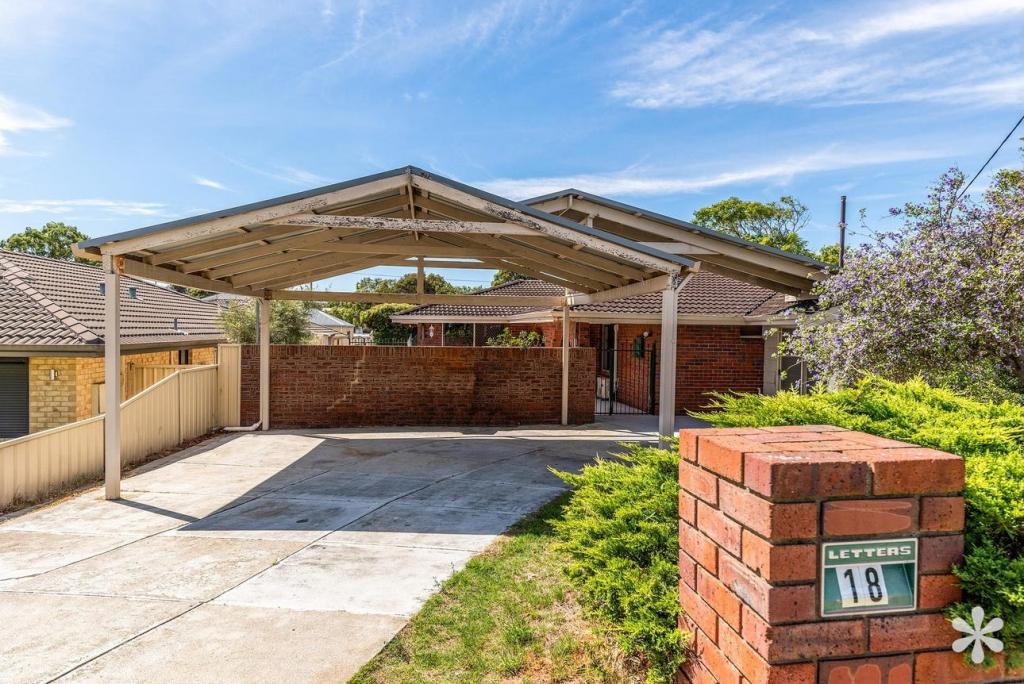 18 Davies Cres, Kardinya, WA 6163