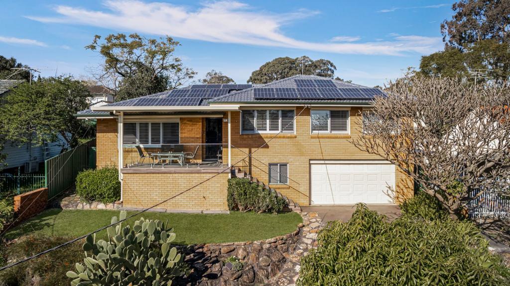 4 Crestbrook St, Seven Hills, NSW 2147