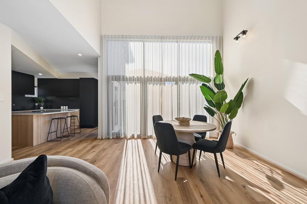 54 The Strand, Mawson Lakes, SA 5095