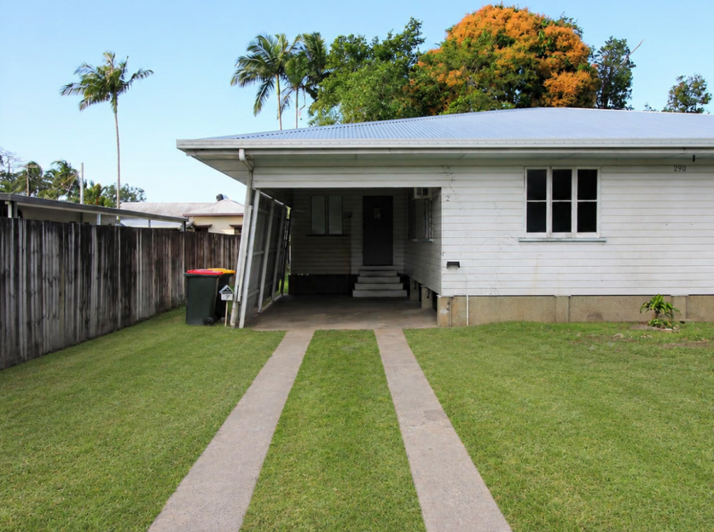 2/290 Mccoombe St, Westcourt, QLD 4870