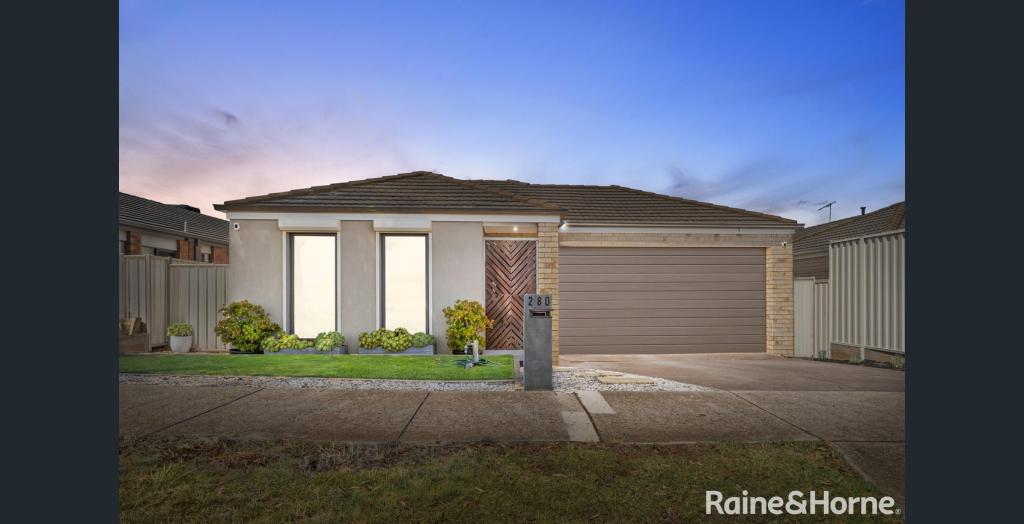 280 CLARKES RD, BROOKFIELD, VIC 3338