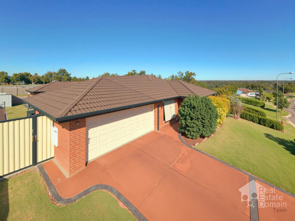 8 Vedders Dr, Heritage Park, QLD 4118