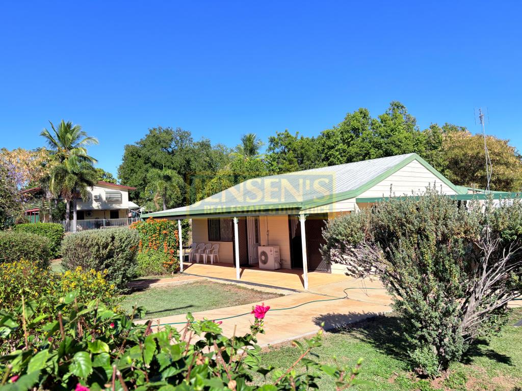 16 Gordon St, Richmond Hill, QLD 4820
