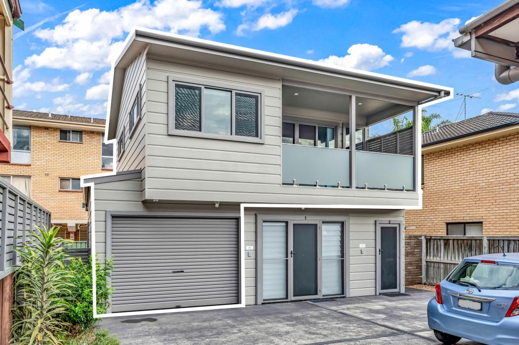 2/133 Denison St, Hamilton, NSW 2303