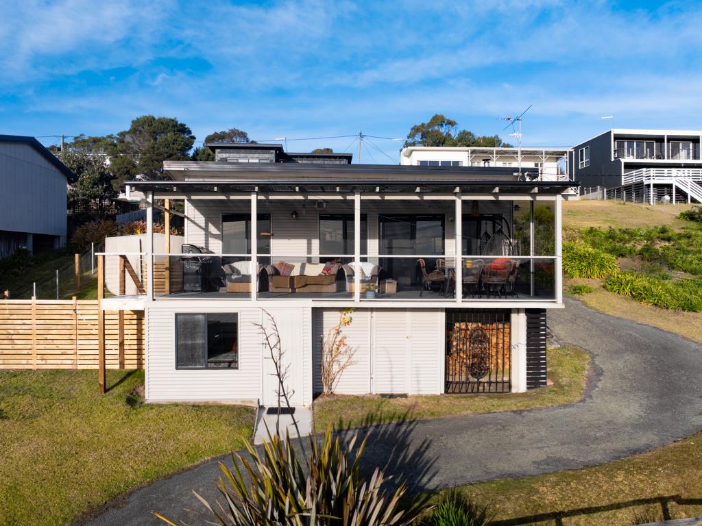 18 Beach Cres, Greens Beach, TAS 7270