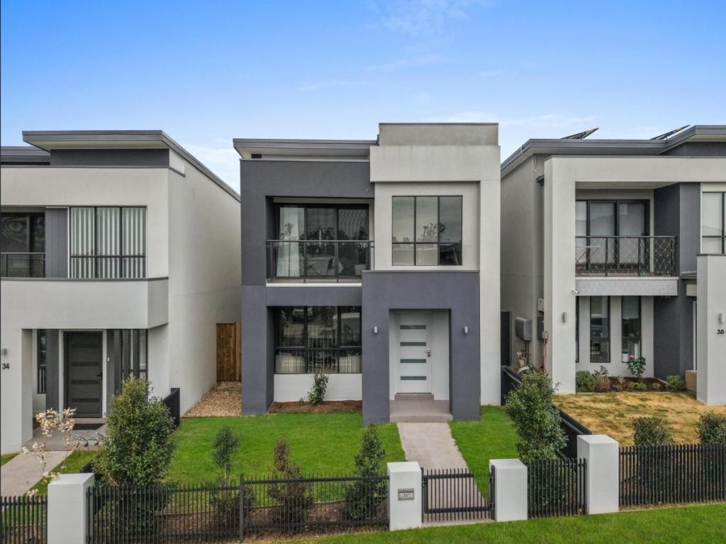 36 Passendale Rd, Edmondson Park, NSW 2174