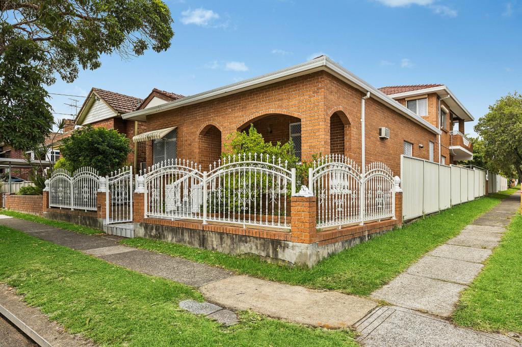 33 Wonga St, Canterbury, NSW 2193